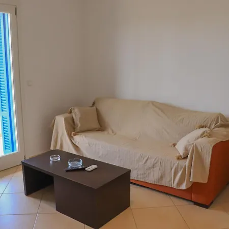 Lejlighed Ateni House