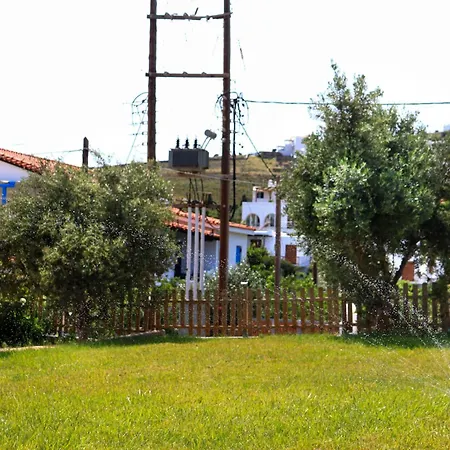 Ateni House Апартаменты *