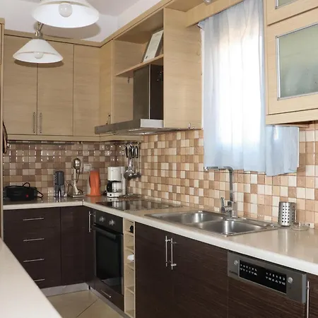 Апартаменты Ateni House *